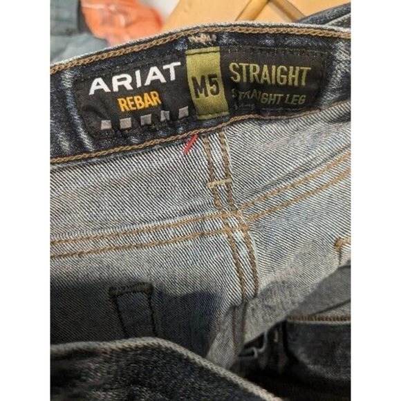 Ariat Jeans Mens 31X36 (30X37 Actual) Blue Denim MS Rebar Jeans Distressed - Picture 7 of 8